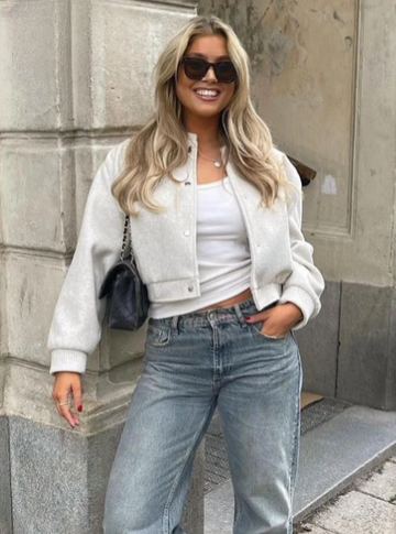 Cropped wollen jack met drukknopen