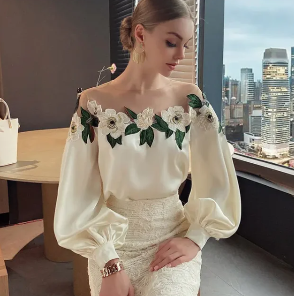 Off Shoulder Long Sleeve Pleated Blouse