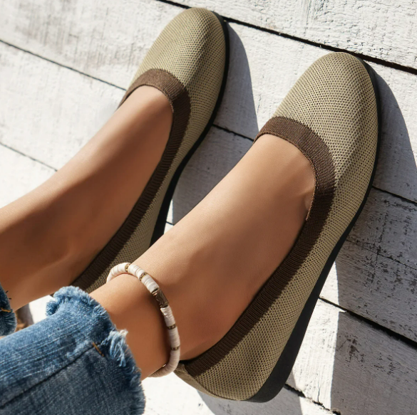 Two-Tone Rounded Knit Flats