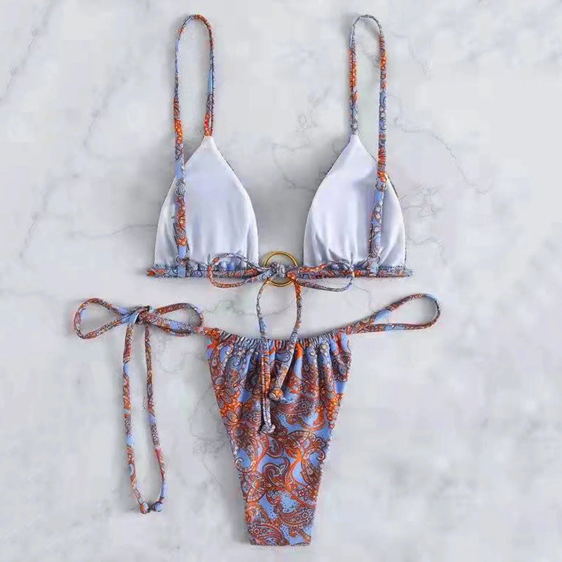 Bikini met paisleyprint